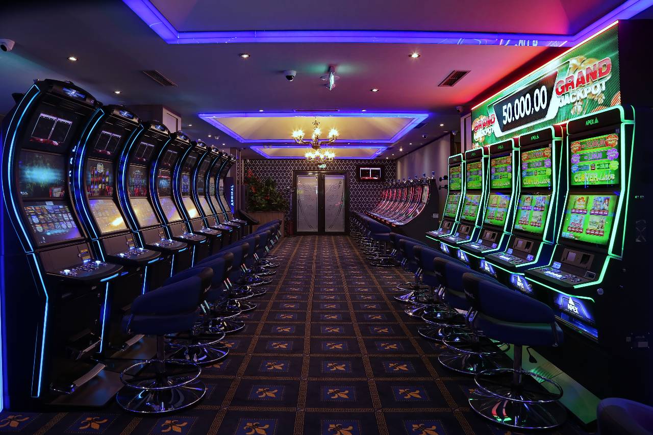 admiral casino club
